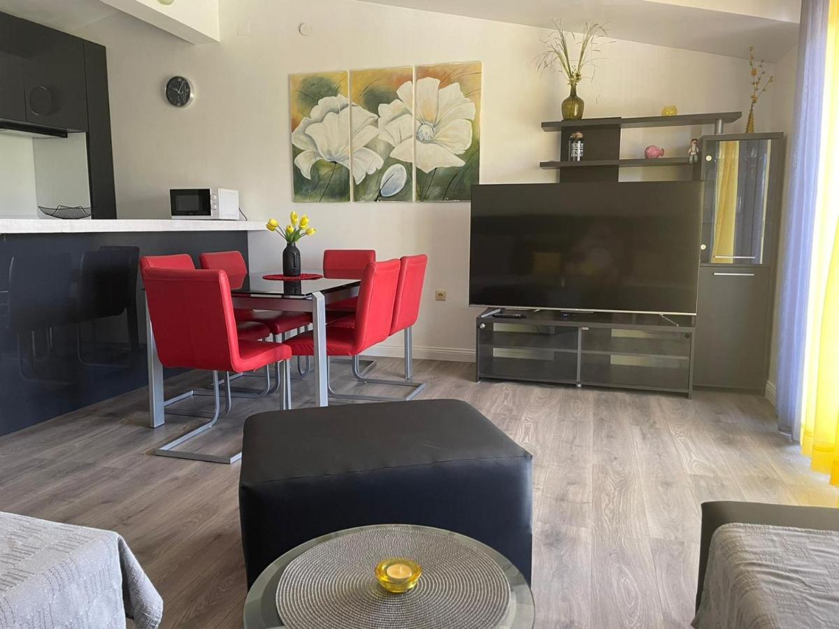 Sweet Apartment In Quiet Part Of Split Zewnętrze zdjęcie