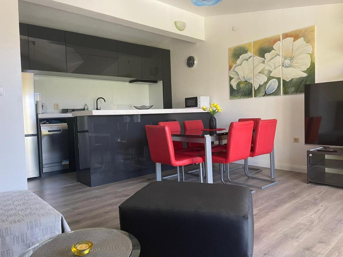 Sweet Apartment In Quiet Part Of Split Zewnętrze zdjęcie