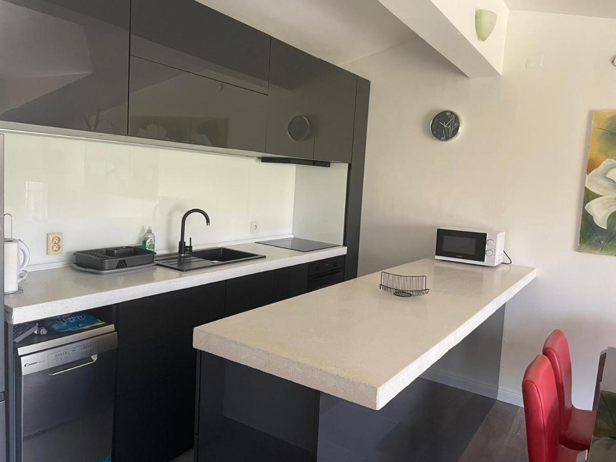 Sweet Apartment In Quiet Part Of Split Zewnętrze zdjęcie