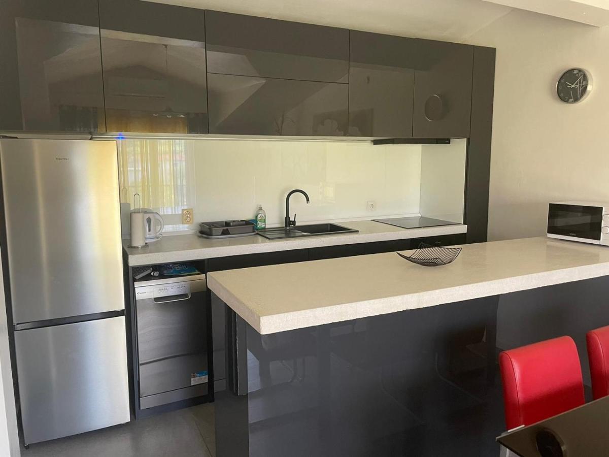 Sweet Apartment In Quiet Part Of Split Zewnętrze zdjęcie
